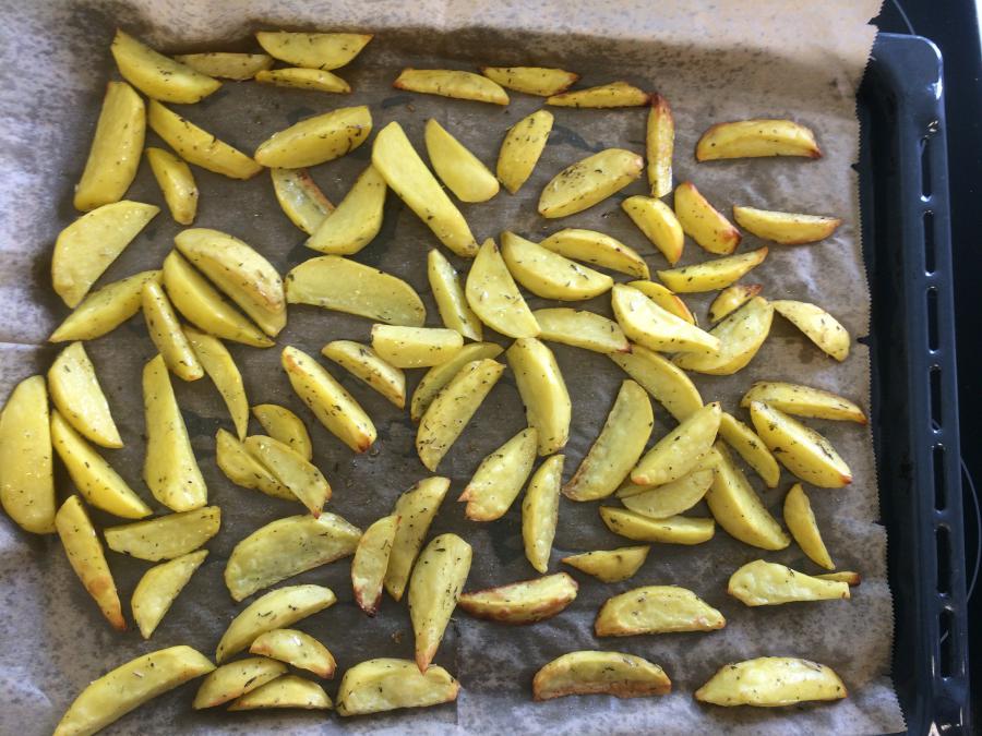 Kartoffelspalten gebacken